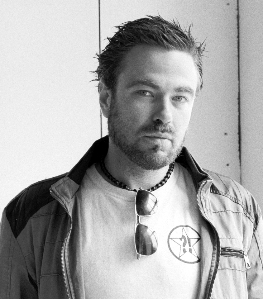 http://www.josdiegel.de/files/gimgs/6_portraitjos-diegel-photoc-volker-muth-1.png